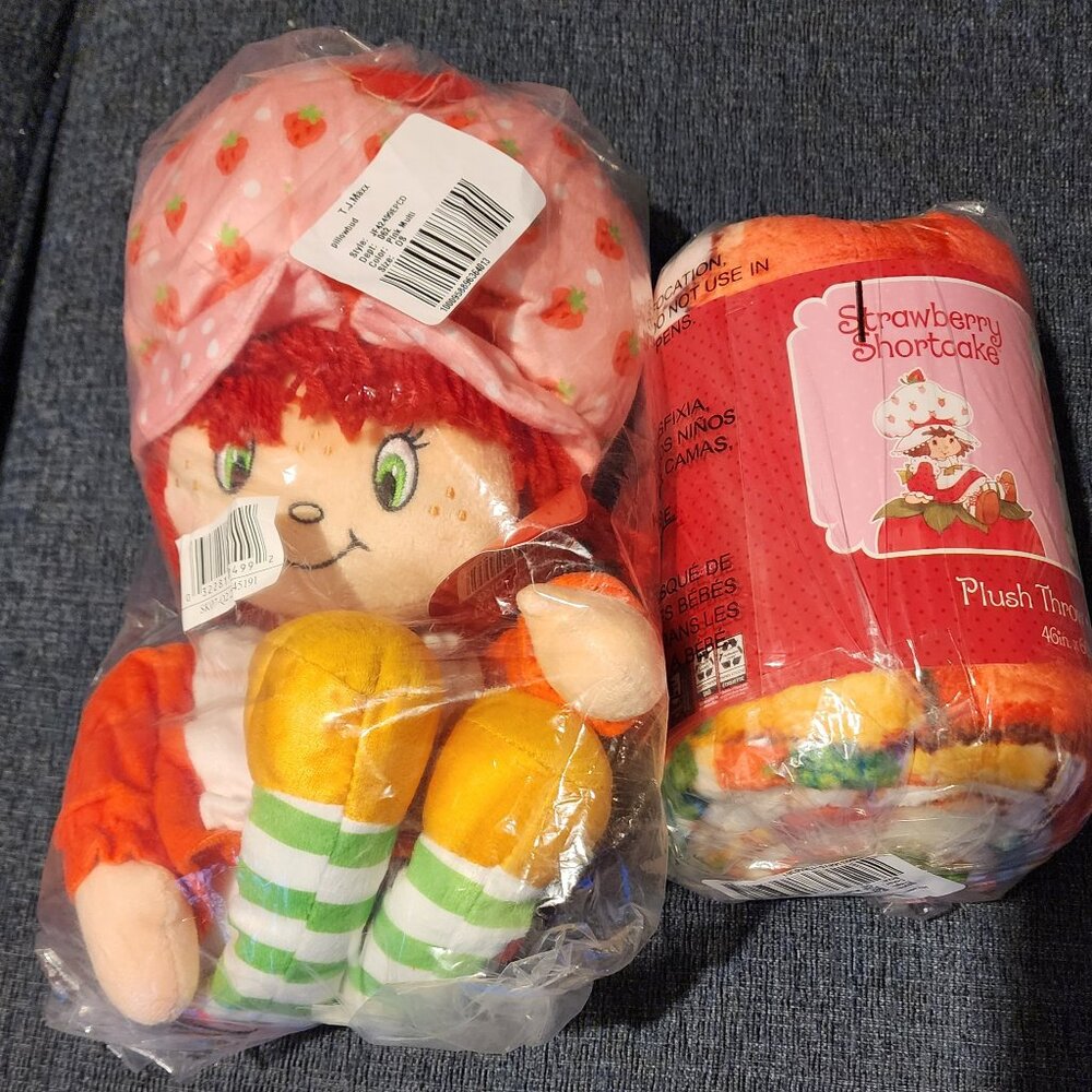 Strawberry  shortcake pillow buddy and blanket